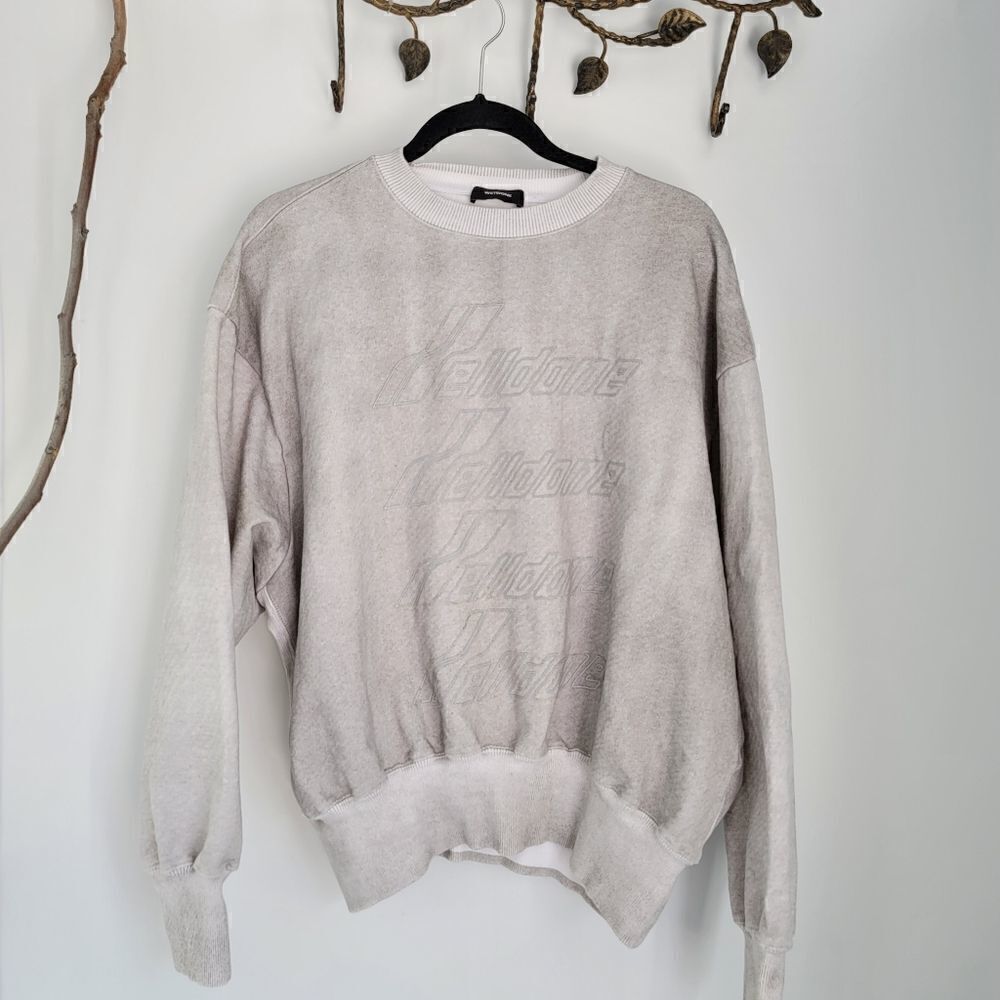 Welldone gray sweatshirt with reflective logo